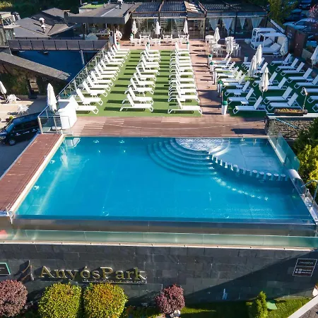 Anyospark Mountain & Wellness منتجع