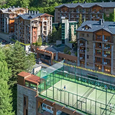 Anyospark Mountain & Wellness منتجع Anyós