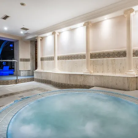 Anyospark Mountain & Wellness منتجع 4*